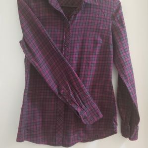 The Gap XS Plum, Black & Gray Flannel Button Down